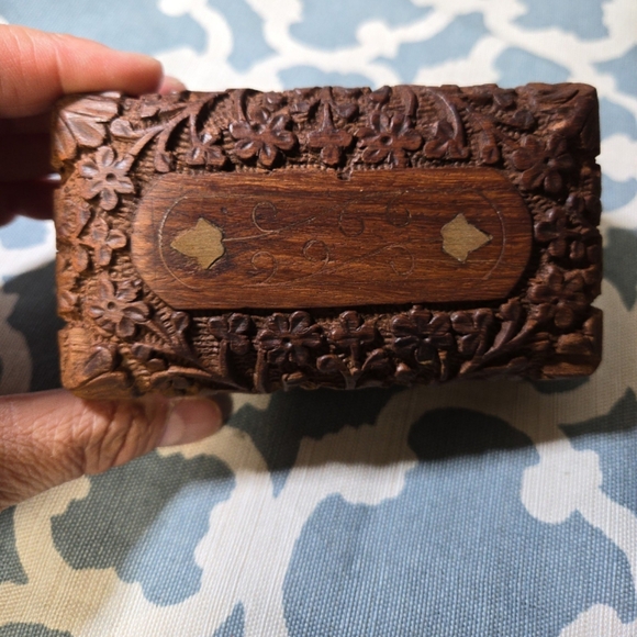 Vintage intricate hand carved inlayed nesting wood boxes - Picture 9 of 12